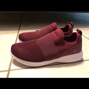 Champion slip on tennis shoes